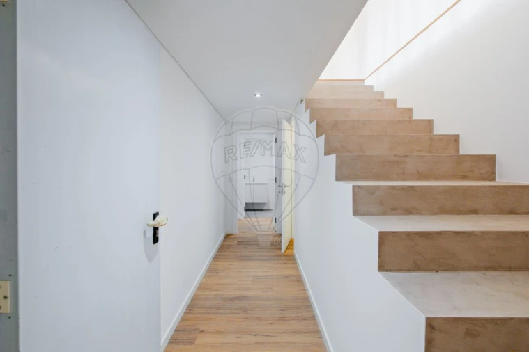 Moradia T3 para Arrendamento em Alcabideche Foto 42