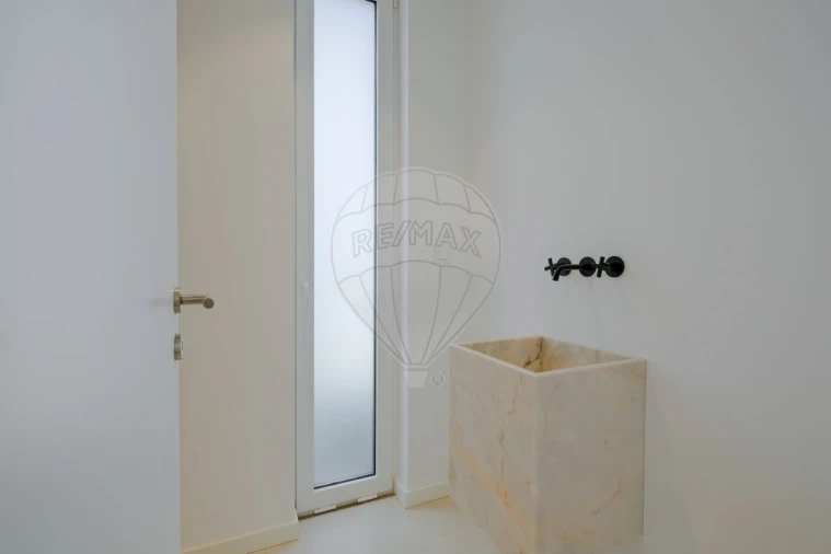 Moradia T3 para Arrendamento em Alcabideche Foto 45