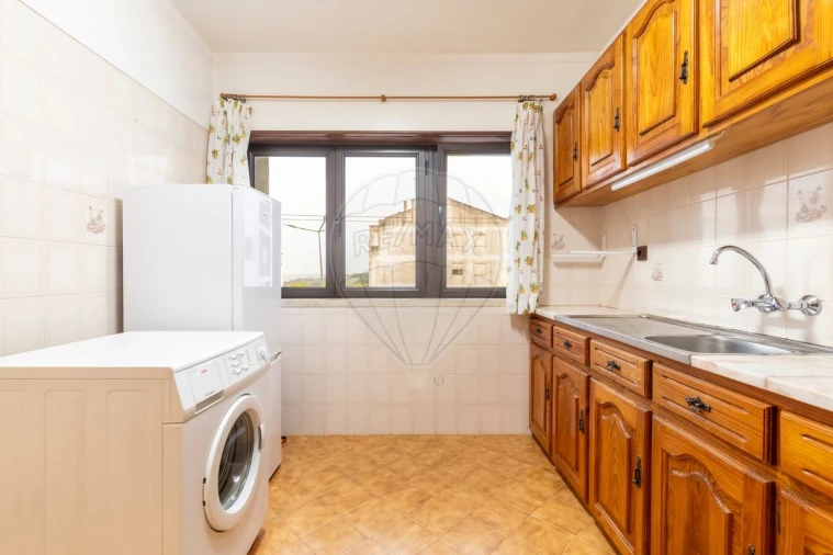 Apartamento T1 para Venda em Vimeiro Foto 5