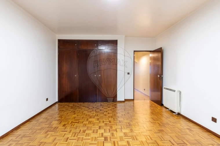 Apartamento T1 para Venda em Vimeiro Foto 8