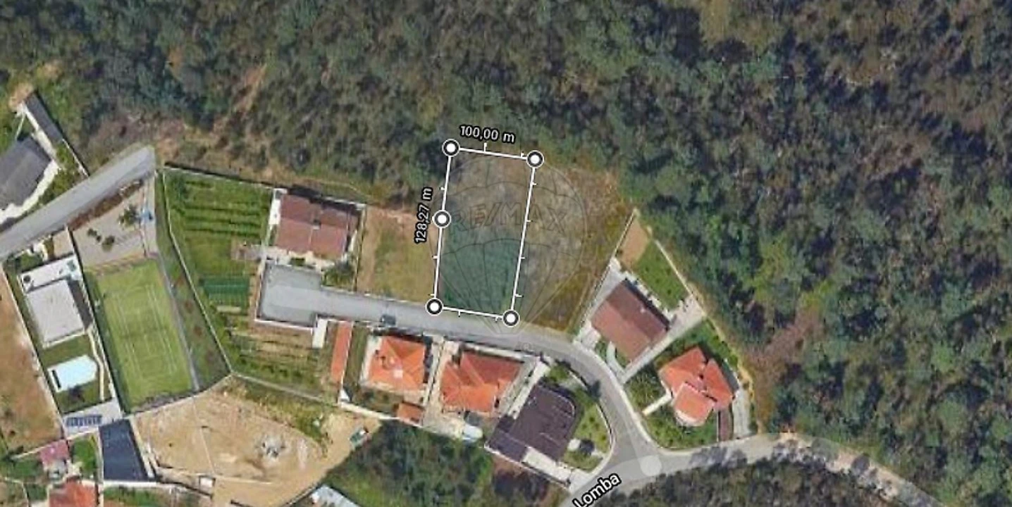 Terreno para Venda em O. Azeméis, Riba-Ul, Ul, Macinhata Seixa, Madail Foto 3