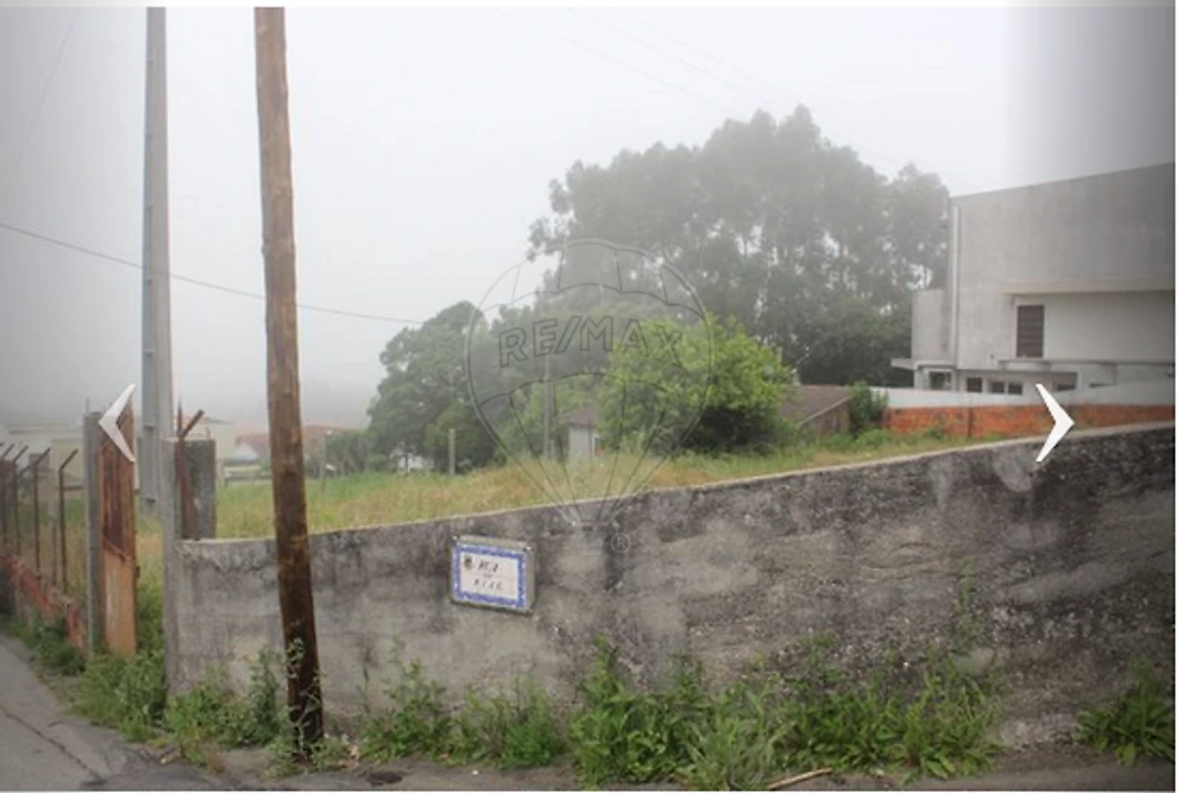 Terreno para Venda em Vila de Cucujães Foto 4