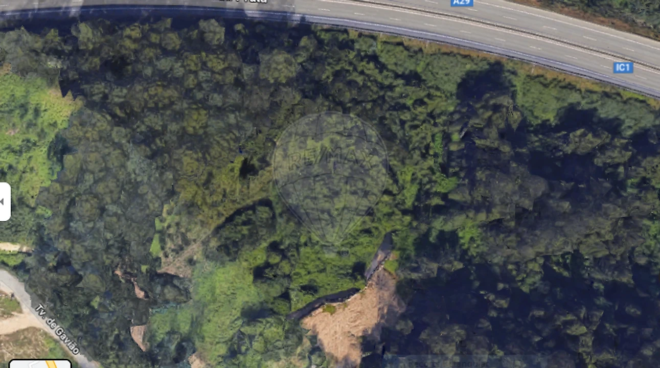 Terreno para Venda em Espinho Foto 3