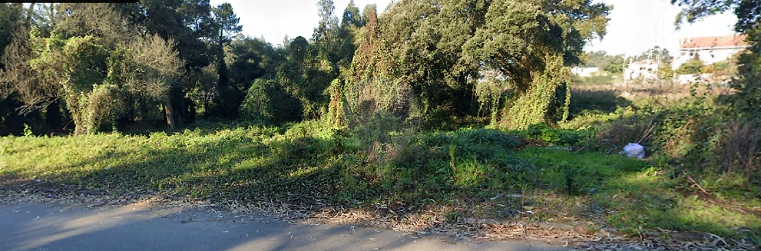 Terreno para Venda em Espinho Foto 3