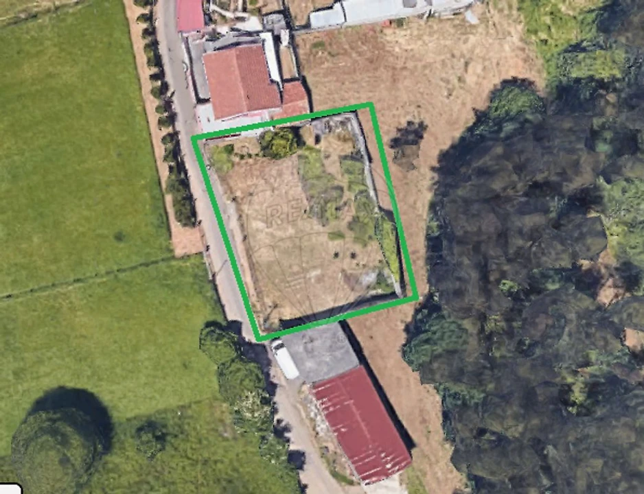 Terreno para Venda em Grijó e Sermonde Foto 1