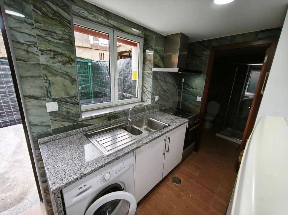 Moradia T3 para Venda em Recardães e Espinhel Foto 2