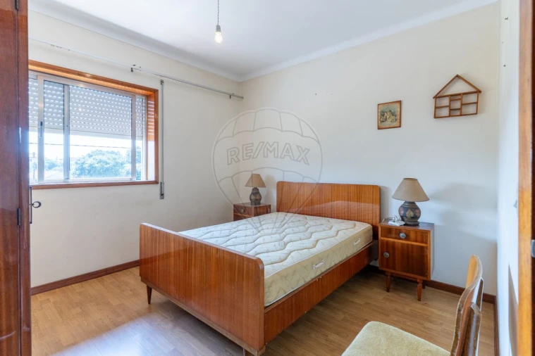 Moradia T4 para Venda em Recardães e Espinhel Foto 8