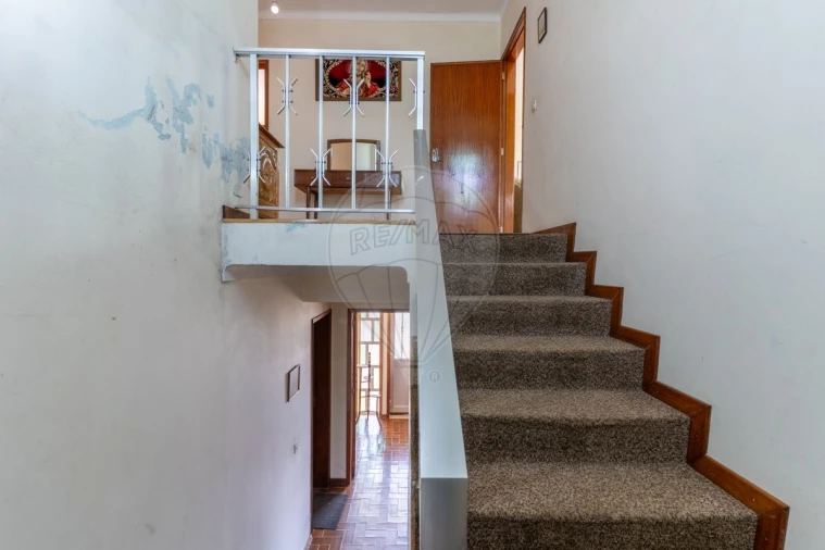 Moradia T4 para Venda em Recardães e Espinhel Foto 19