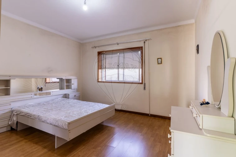 Moradia T4 para Venda em Recardães e Espinhel Foto 13