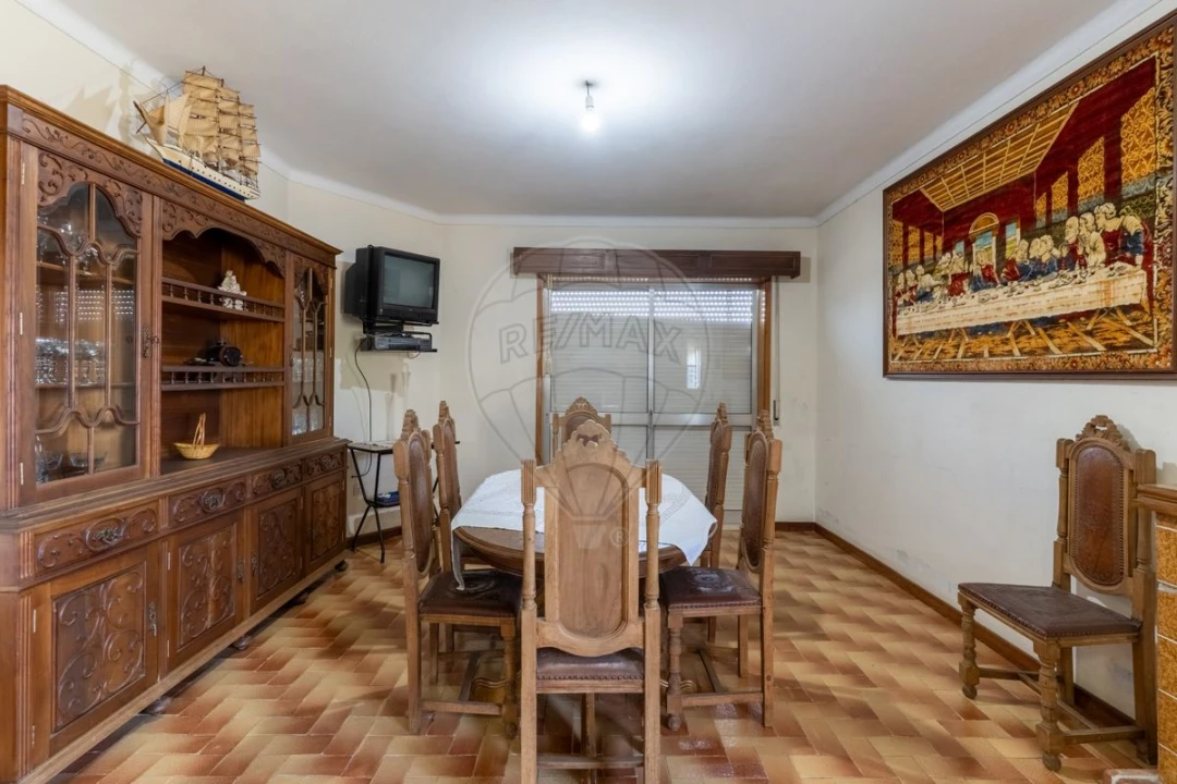 Moradia T4 para Venda em Recardães e Espinhel Foto 5