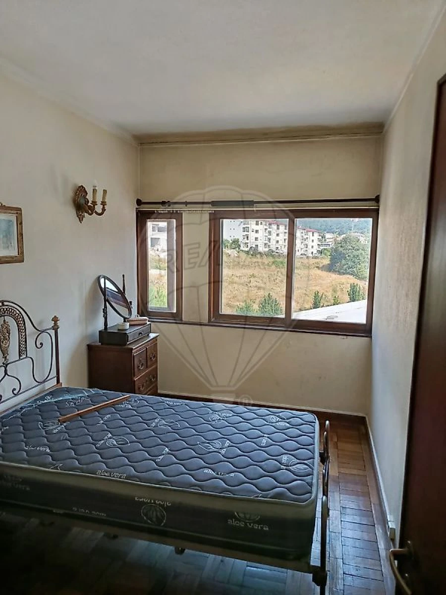 Apartamento T4 para Venda em Vieira do Minho Foto 17