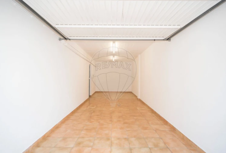 Apartamento T2 para Arrendamento em Carcavelos e Parede Foto 25