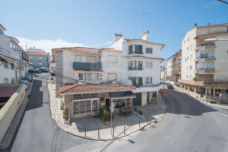 Apartamento T2 para Arrendamento em Carcavelos e Parede Foto 31