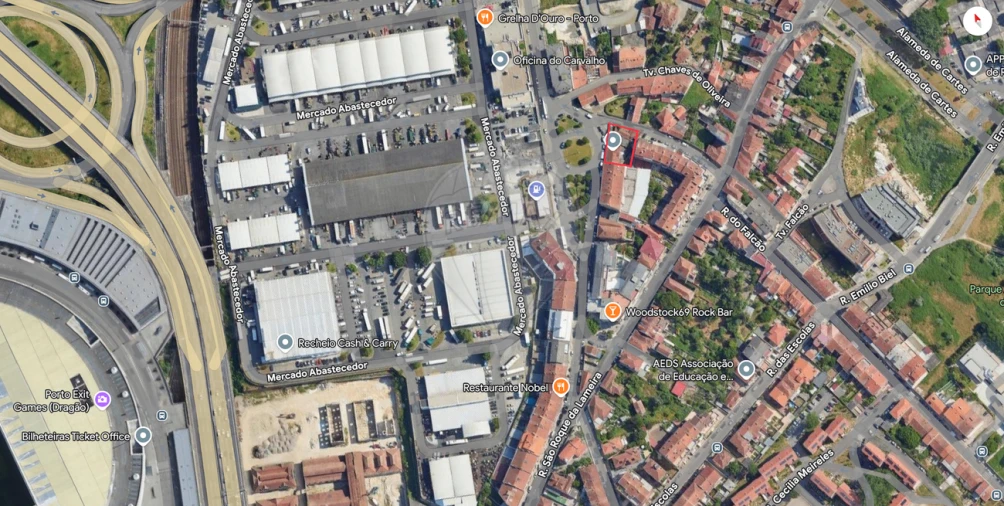 Moradia T4 para Venda em Campanhã Foto 3