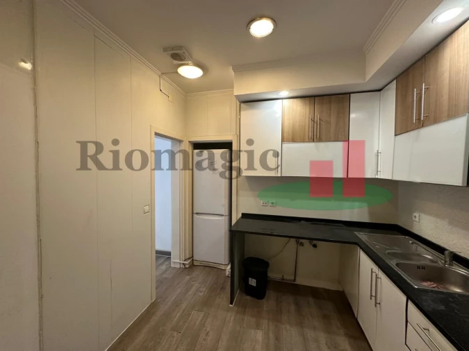 Apartamento T3 para Venda em Santa Maria Maior Foto 6