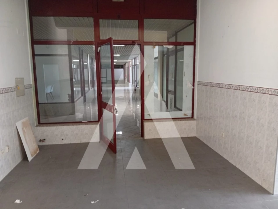 Loja para Venda em Penafiel Foto 10