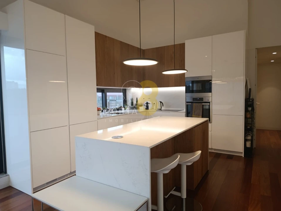 Apartamento T3 para Venda em Lordelo do Ouro e Massarelos Foto 13