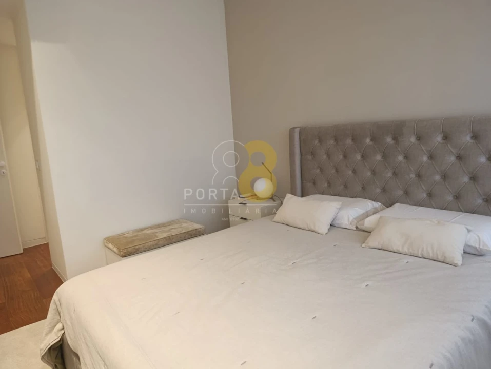 Apartamento T3 para Venda em Lordelo do Ouro e Massarelos Foto 19