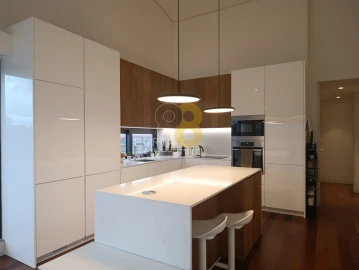 Apartamento T3 para Venda em Lordelo do Ouro e Massarelos