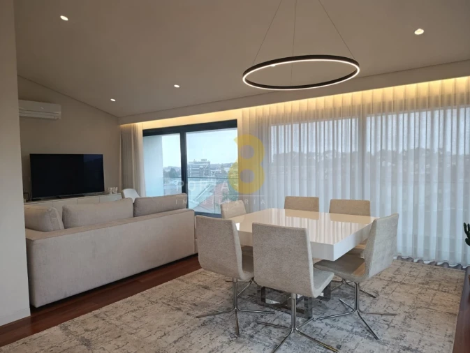 Apartamento T3 para Venda em Lordelo do Ouro e Massarelos Foto 6