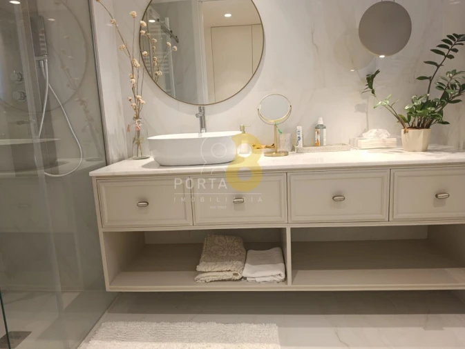 Apartamento T3 para Venda em Lordelo do Ouro e Massarelos Foto 23