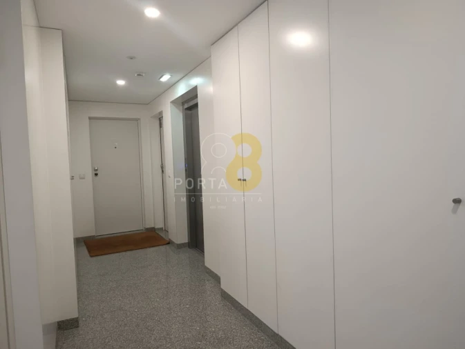 Apartamento T3 para Venda em Lordelo do Ouro e Massarelos Foto 35