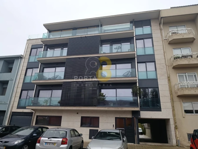 Apartamento T3 para Venda em Lordelo do Ouro e Massarelos Foto 36