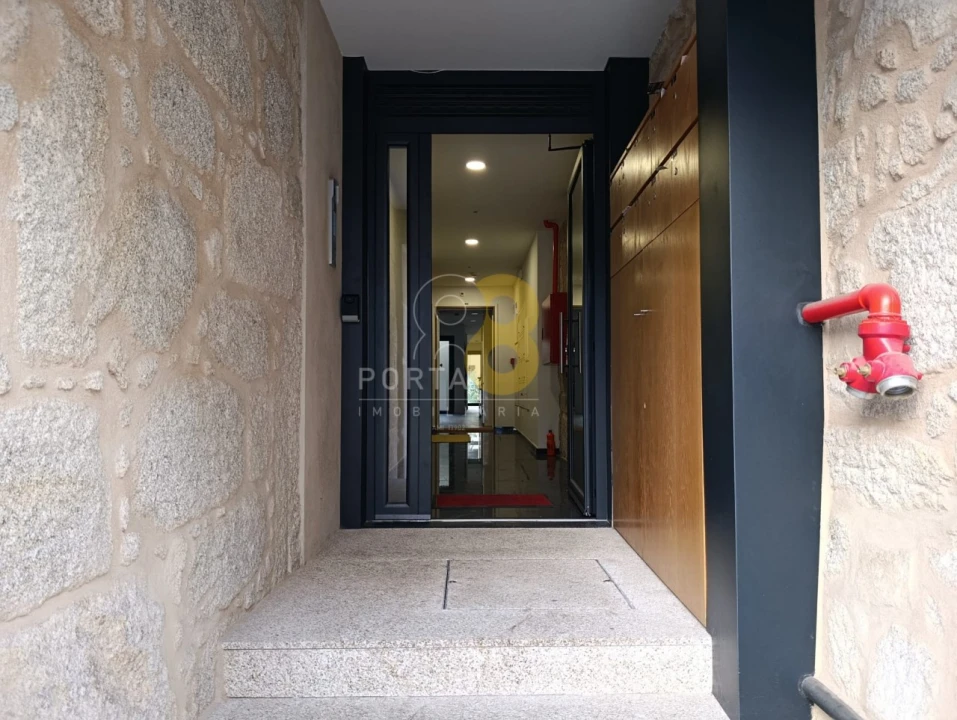 Apartamento T1 para Venda em Cedofeita, Santo Ildefonso, Sé, Miragaia, São Nicolau e Vitória Foto 4