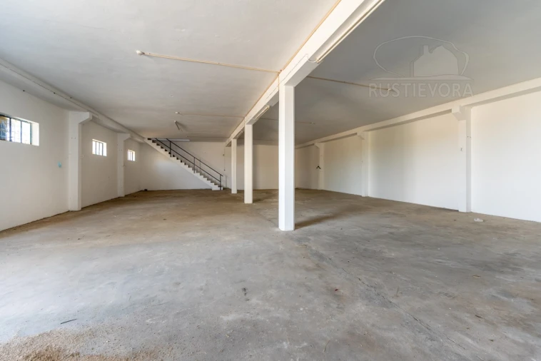 Quinta para Venda em Nossa Senhora da Vila, Nossa Senhora do Bispo e Silveiras Foto 3