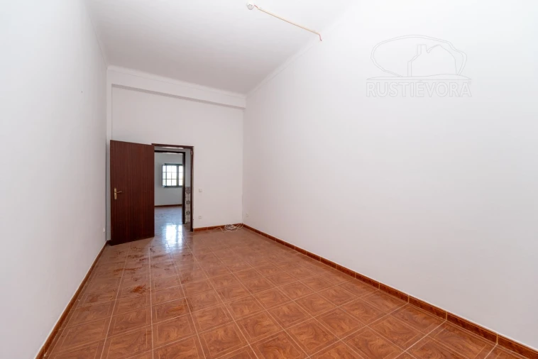 Armazém para Venda em Nossa Senhora da Vila, Nossa Senhora do Bispo e Silveiras Foto 10