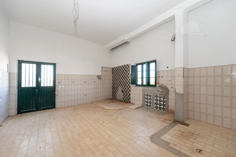 Armazém para Venda em Nossa Senhora da Vila, Nossa Senhora do Bispo e Silveiras Foto 14