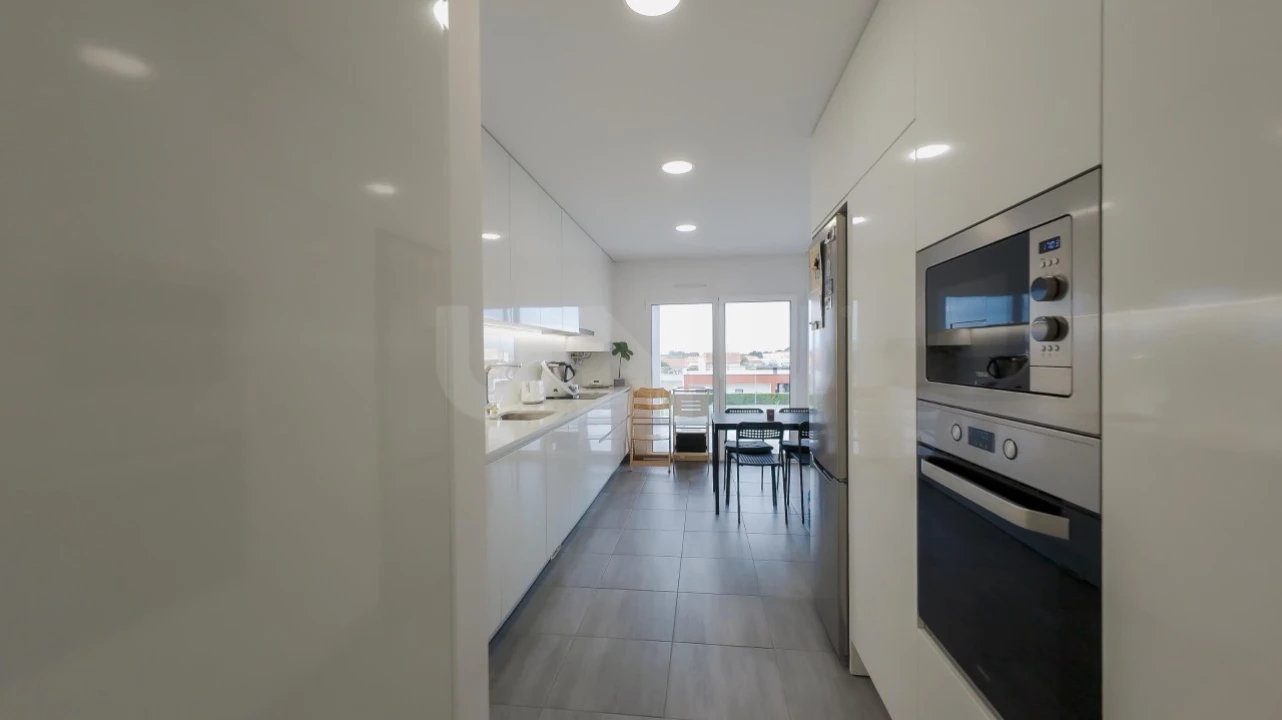 Apartamento T3 para Venda em Marinha Grande Foto 15