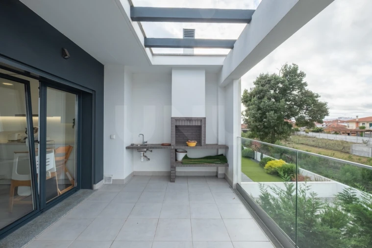 Apartamento T3 para Venda em Marinha Grande Foto 2