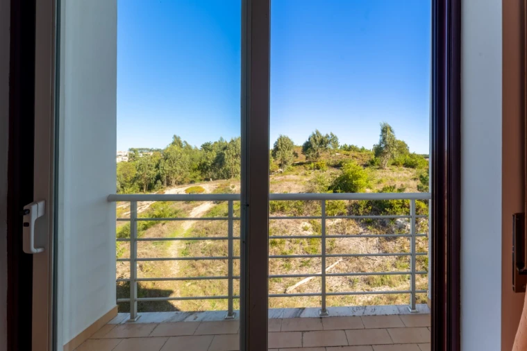 Apartamento T3 para Venda em Nazare Foto 21