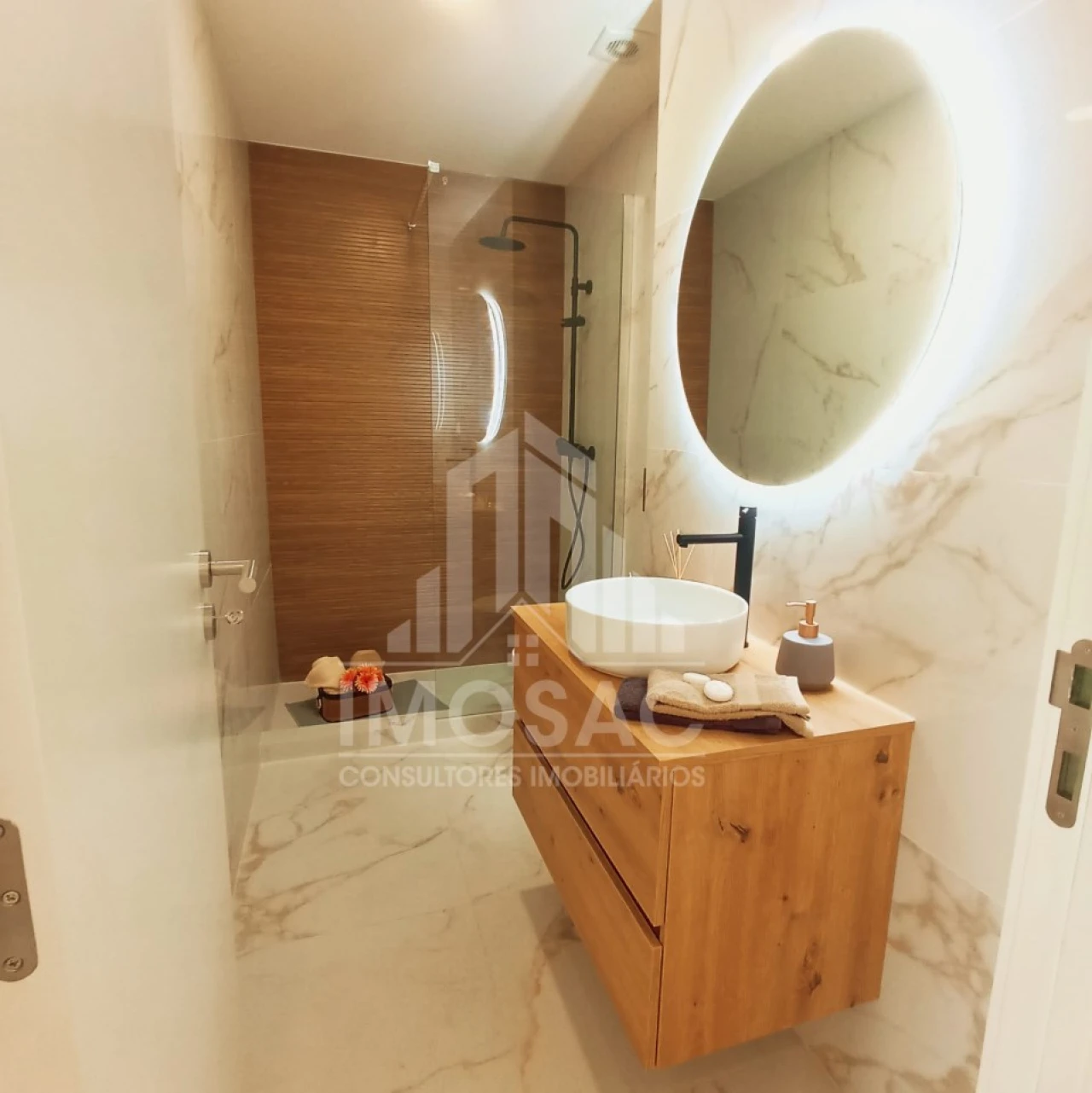 Apartamento T3 para Venda em Benfica Foto 18