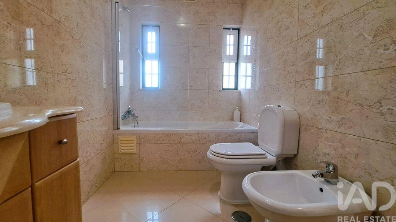 Apartamento T2 para Venda em Porches Foto 6