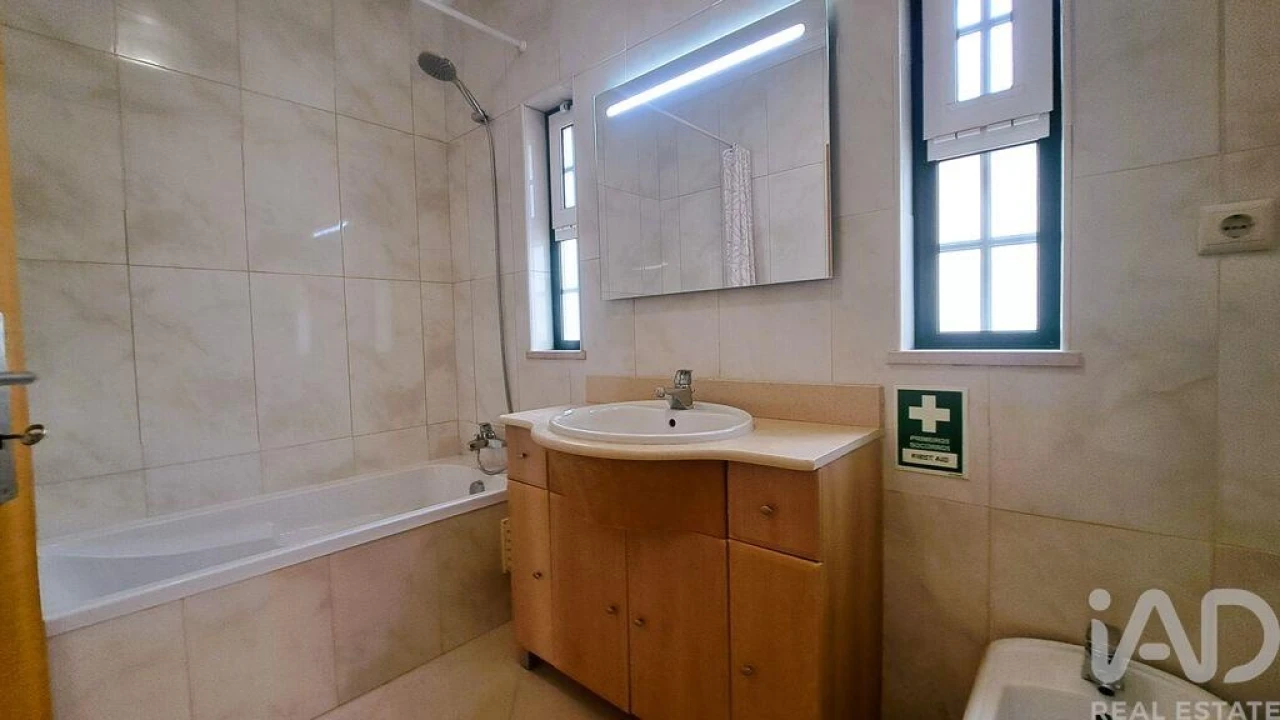 Apartamento T2 para Venda em Porches Foto 30