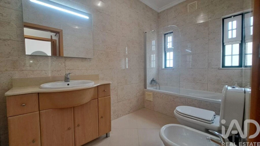 Apartamento T2 para Venda em Porches Foto 5