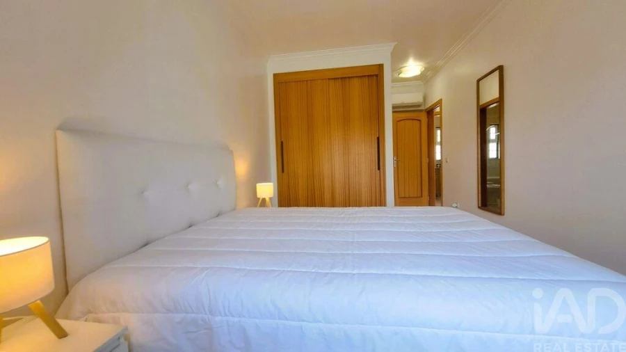 Apartamento T2 para Venda em Porches Foto 2