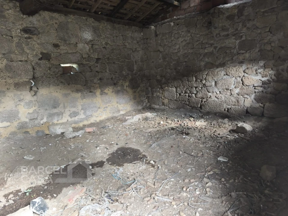 Moradia T3 para Venda em Alvito (São Pedro e São Martinho) e Couto Foto 25