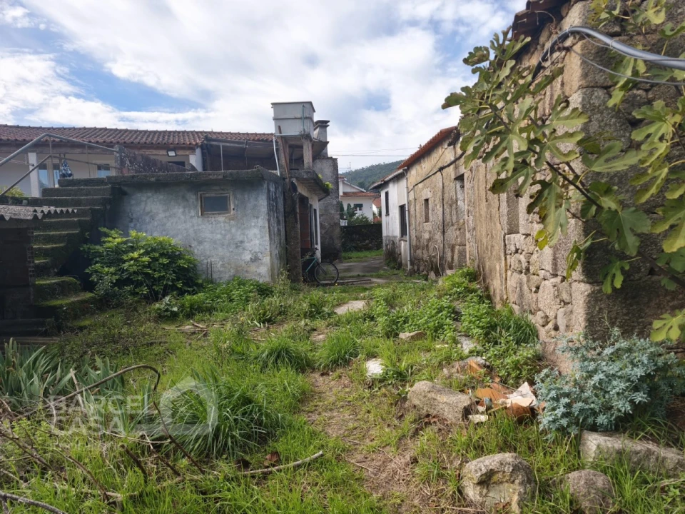 Moradia T3 para Venda em Alvito (São Pedro e São Martinho) e Couto Foto 26
