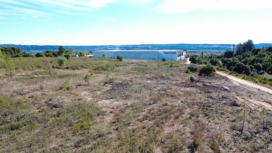 Terreno Comércio / Armazém para Venda em Constancia Foto 1