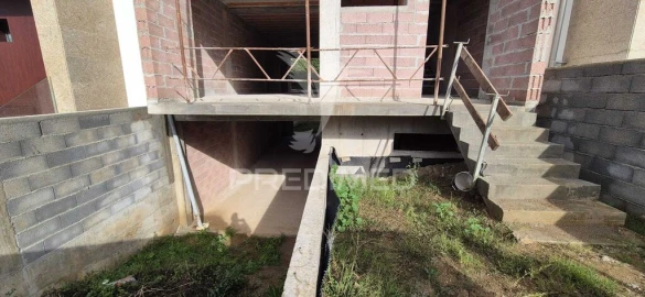 Moradia T3 para Venda em Nogueira, Fraião e Lamaçães