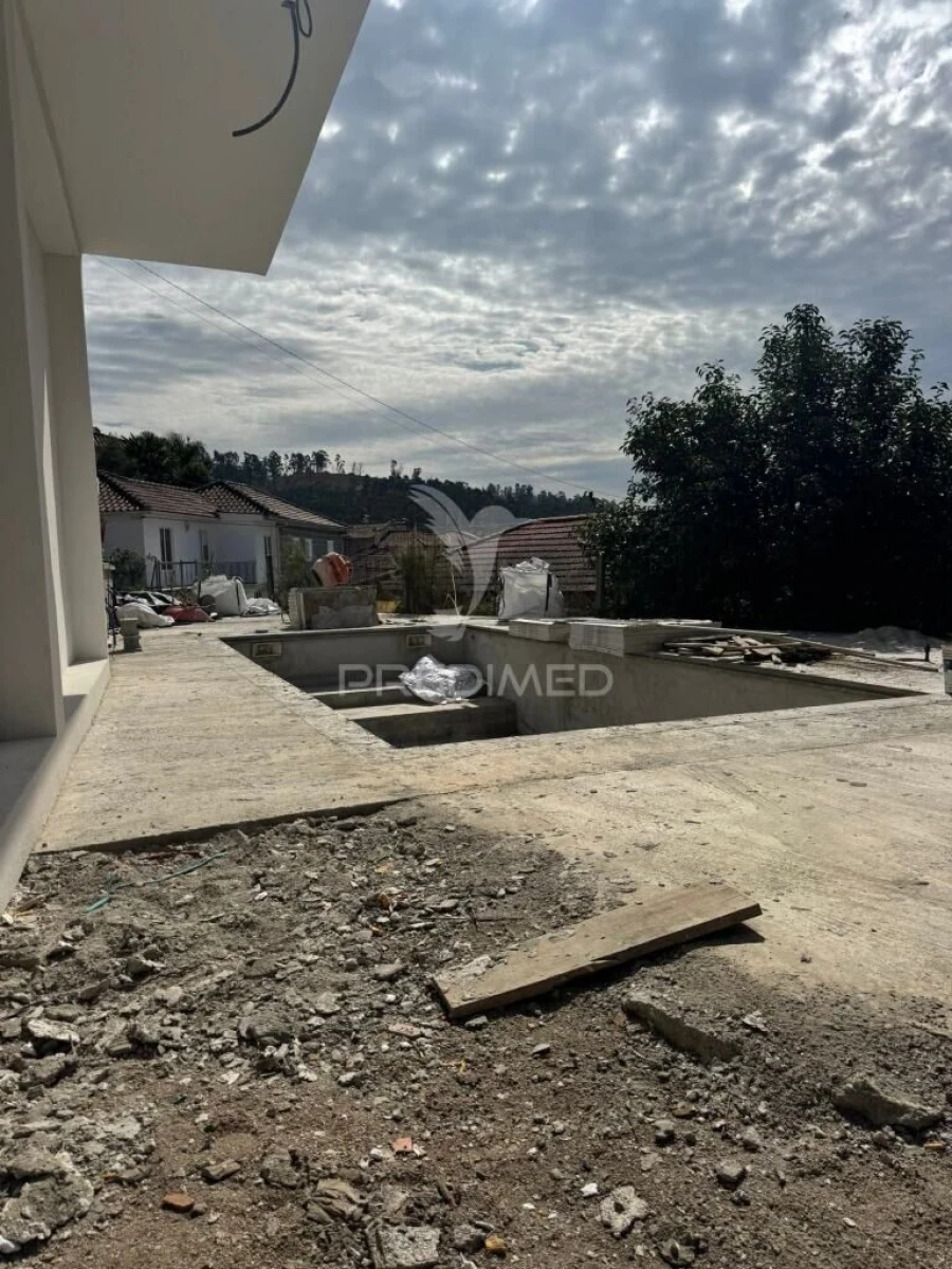 Moradia T3 para Venda em Moreira do Rei e Várzea Cova Foto 6