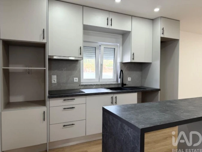 Moradia T2 para Venda em Maiorca Foto 15