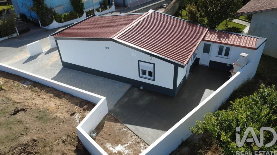 Moradia T2 para Venda em Maiorca Foto 29