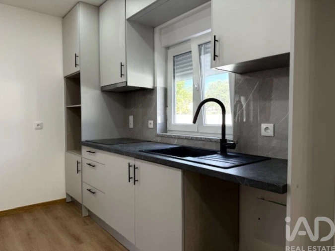 Moradia T2 para Venda em Maiorca Foto 18