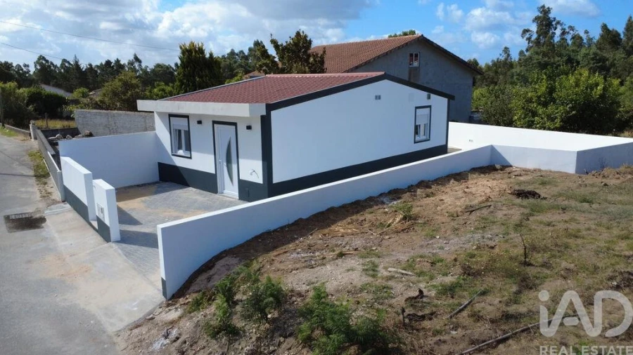 Moradia T2 para Venda em Maiorca Foto 1