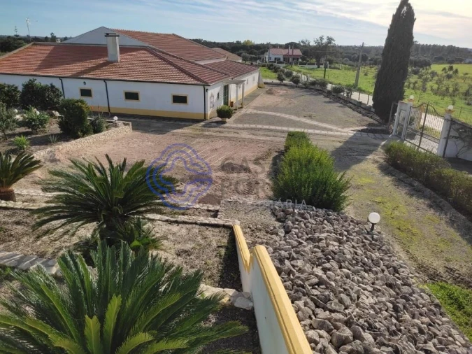 Quinta T4 para Venda em Branca