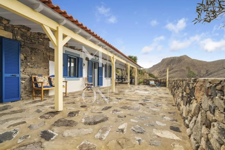 Moradia T1 para Venda em Porto Santo Foto 15